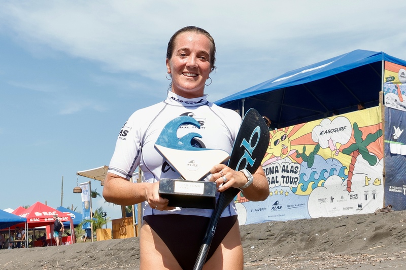 Lucía Cosoleto y Gino Pérez, campeones en SUP Surf del ALAS Global Tour 2025 en El Paredón