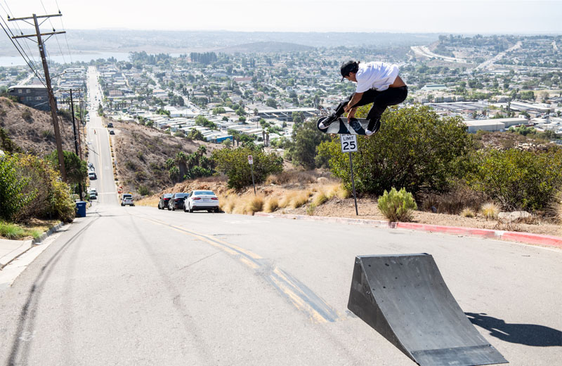 Milton Martinez prueba los nuevos Six Ball RAW Bearings | Bronson Speed Co