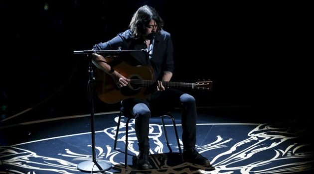 431848-dave-grohl-oscars-16-reuters