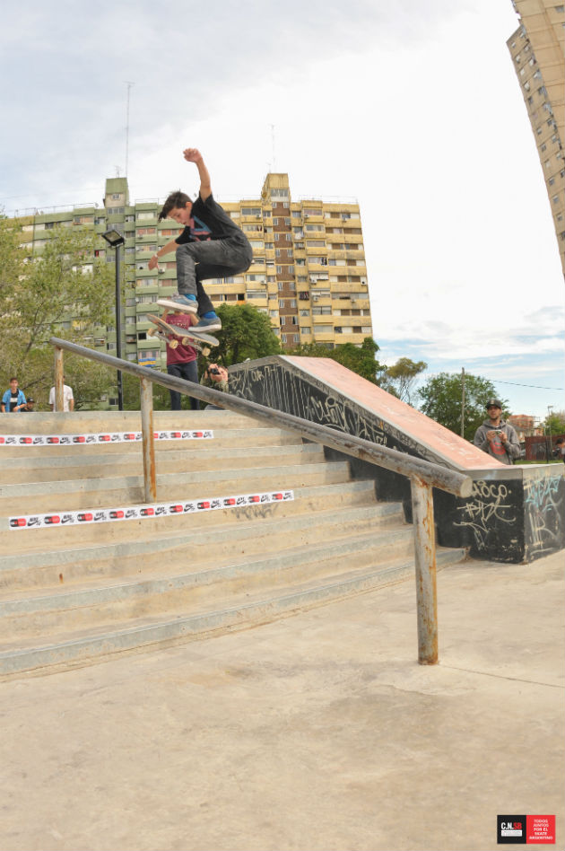 AGUSTIN AQUILA flip fs bores