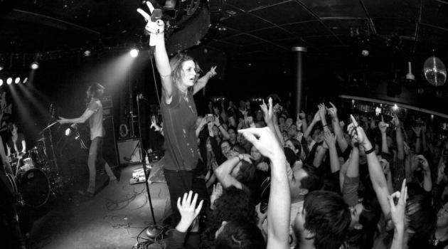 DEAD SARA_0