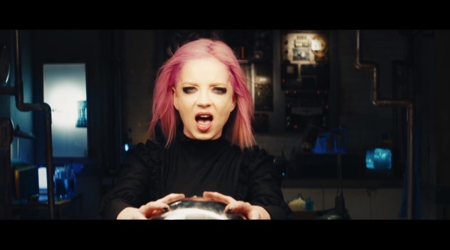 garbage-magnetized