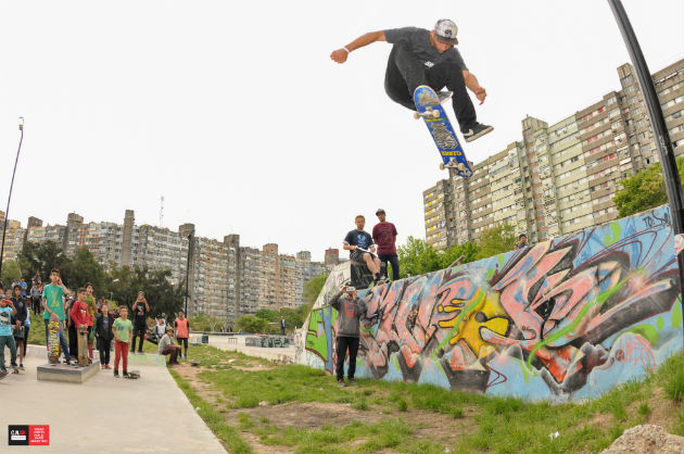 MATIAS DELL OLIO hardflip