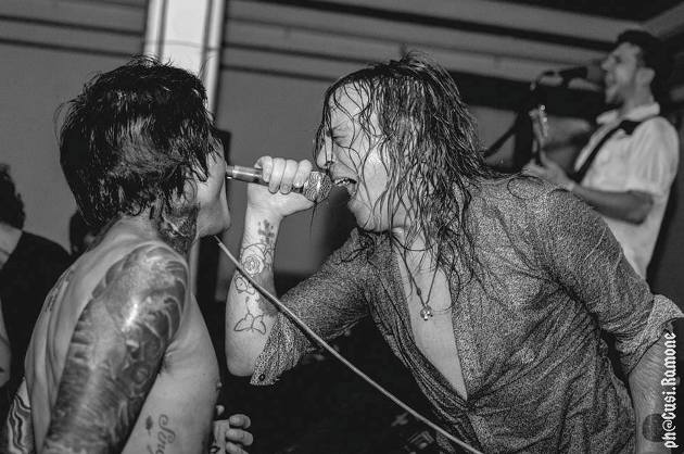 Satan Dealers Live