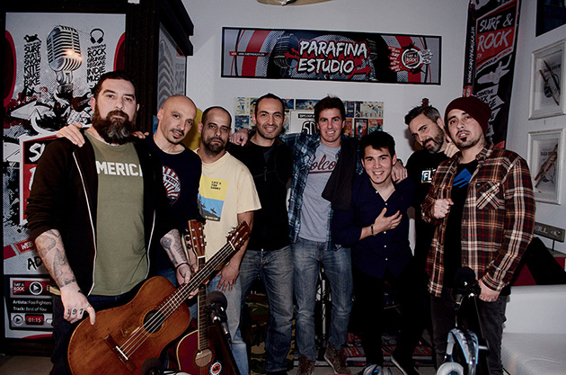 superextra_surfandrock