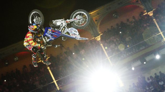 tom-pages-red-bull-x-fighters-madrid-2014